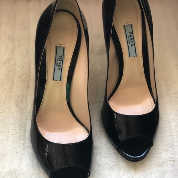 Prada black opened toe - Picture 1 of 8